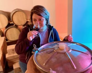 Lucie Riviere Vigneronne au Domaine de Prapin en Coteaux du Lyonnais